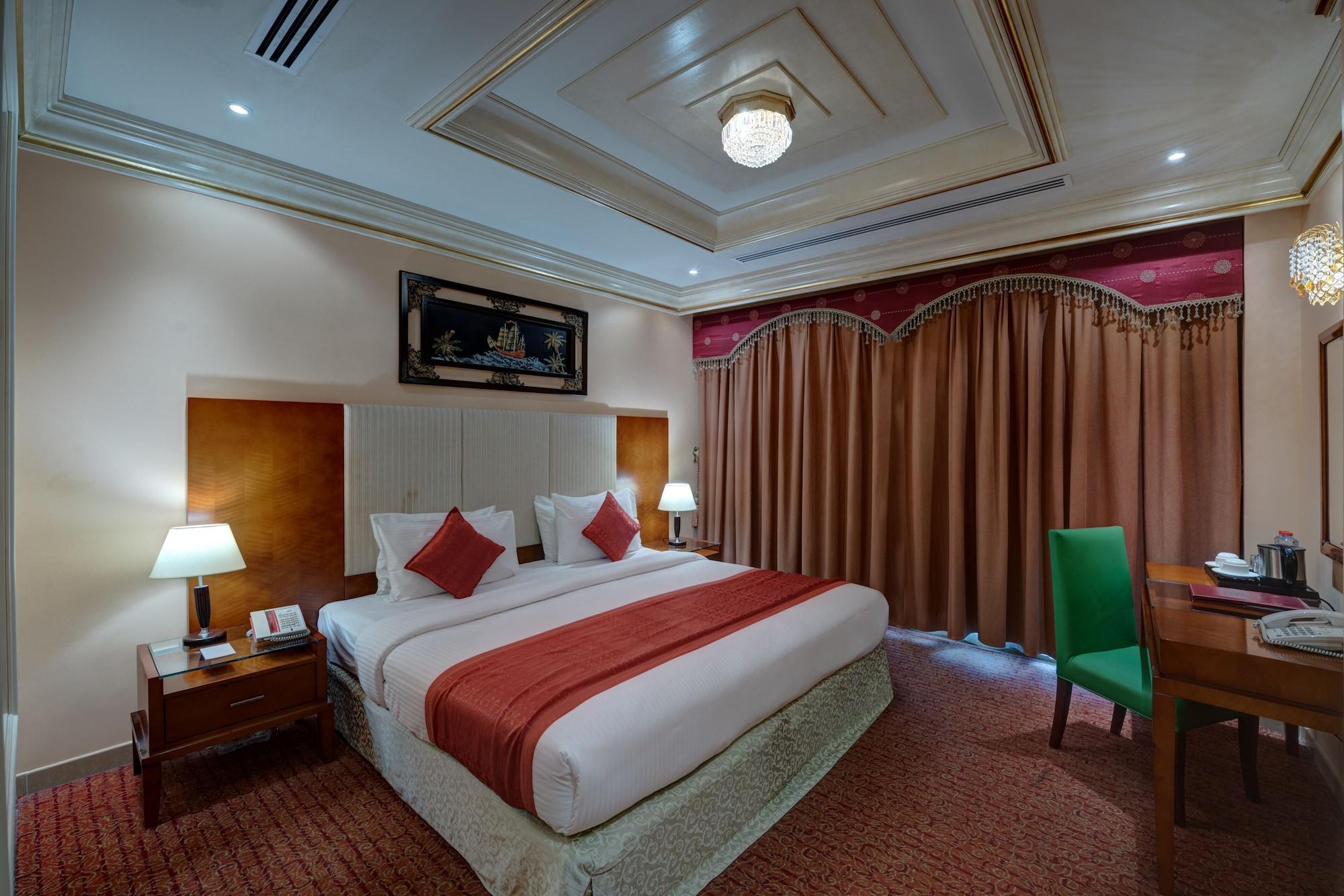 Sahara Beach Resort & Spa Šardžá Exteriér fotografie A bedroom at the hotel