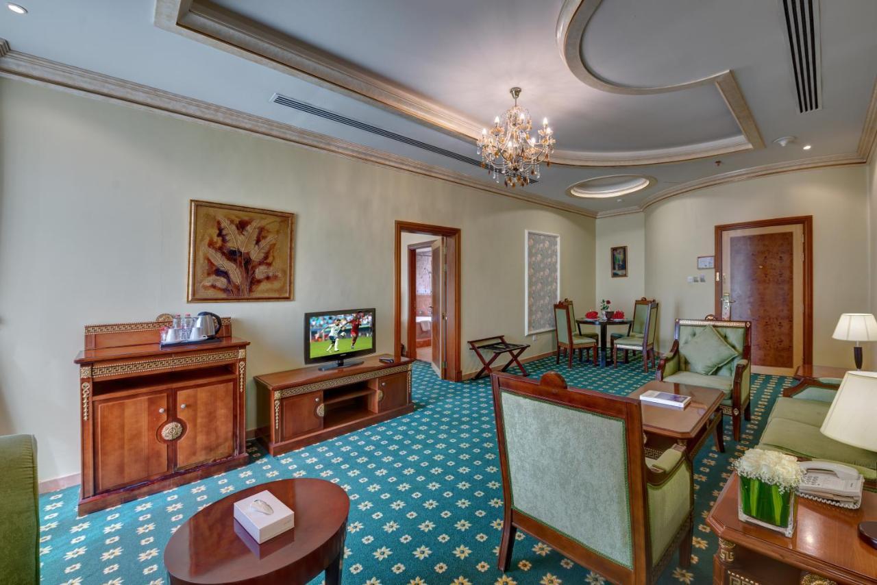 Sahara Beach Resort & Spa Šardžá Exteriér fotografie Suite