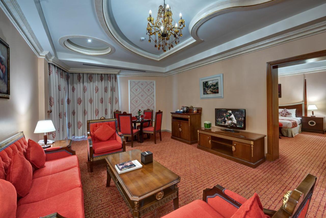 Sahara Beach Resort & Spa Šardžá Exteriér fotografie Suite